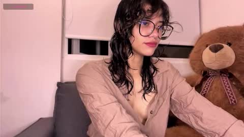 Snapshot of lovely_allys chatting on 01-05-26, 11:52 Allyson 3 online show from 01-05-26, 11:52