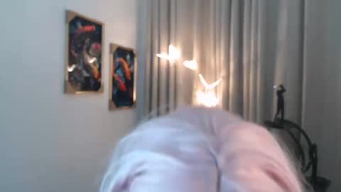 Snapshot of lovely_alwina chatting on 03-29-26, 07:14 alwina online show from 03-29-26, 07:14