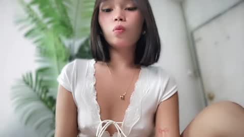 lovely_cittie18 online show from 04-09-26, 06:19