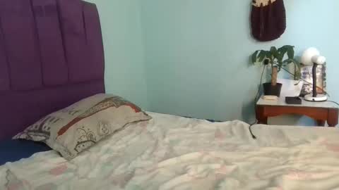 Maya online show from 03-18-26, 01:36