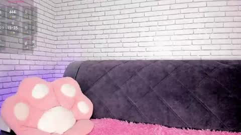 Snapshot of lovely_poppy chatting on 05-02-26, 01:21 Lolly online show from 05-02-26, 01:21