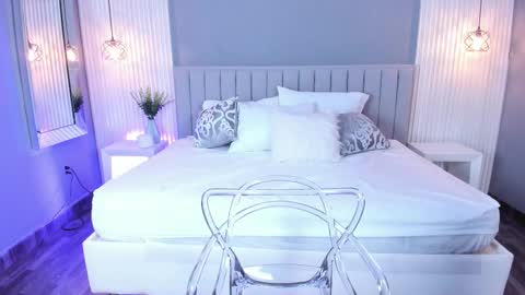 Lovely online show from 09-28-25, 10:59