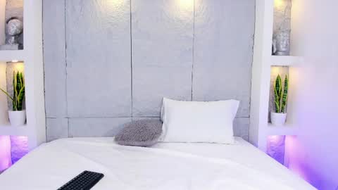 Lovely online show from 03-30-26, 05:03