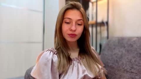 Kate only online show from 10-05-25, 05:33