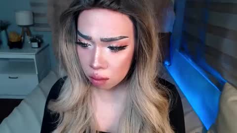 Rebeca online show from 11-25-25, 06:41