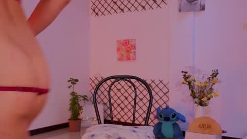 lovelymoon_ online show from 05-15-26, 05:14
