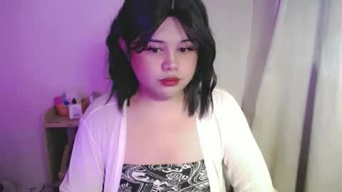 lovely online show from 05-20-26, 04:18