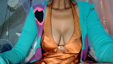 miss fancy louis online show from 07-01-26, 06:15