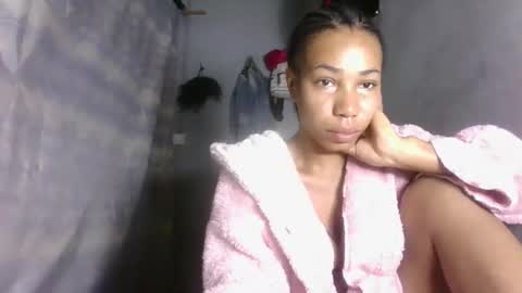 Snapshot of lovemarie08 chatting on 04-24-26, 10:01 lovemarie08 online show from 04-24-26, 10:01