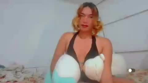 Snapshot of lovemarie120398 chatting on 07-06-26, 04:42 lovemarie120398 online show from 07-06-26, 04:42