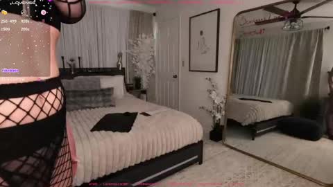 Scarlett online show from 01-17-25, 09:28