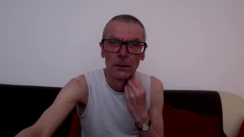Snapshot of lovepvclate40s chatting on 05-02-26, 04:56 lovepvcearly50s online show from 05-02-26, 04:56