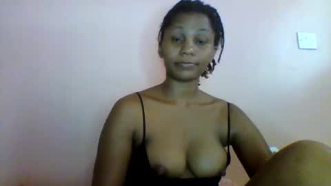 lovergal257 online show from 05-06-26, 01:38
