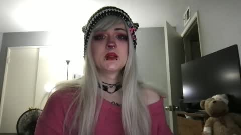 lovesickcassie online show from 05-12-26, 10:40