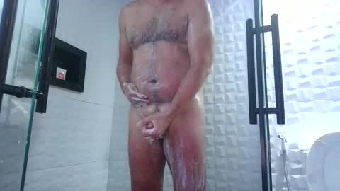 Snapshot of lovetobeseen1000 chatting on 03-04-26, 04:57 Lovetobeseen online show from 03-04-26, 04:57