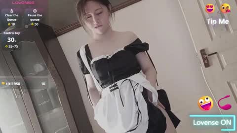 Snapshot of loveyouwhenloveme chatting on 03-28-26, 04:28 Lisa online show from 03-28-26, 04:28