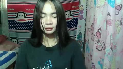 loving_rhean online show from 05-18-26, 01:45