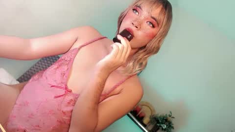 Snapshot of lovingmonaru969 chatting on 04-09-26, 01:27 Lovingmonaru969 online show from 04-09-26, 01:27