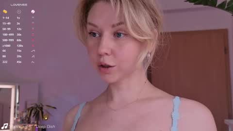 Snapshot of lowfreqsiren chatting on 05-25-26, 02:56 . online show from 05-25-26, 02:56