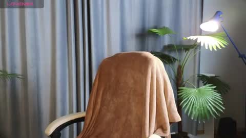 lowkeywild_ online show from 06-26-26, 03:11