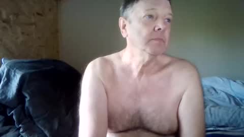 Snapshot of lu485947452685193669 chatting on 04-19-26, 12:15 lu485947452685193669 online show from 04-19-26, 12:15