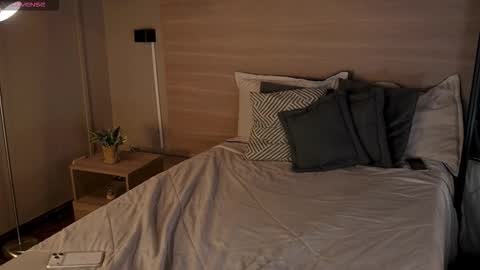  ---Goys incredible photographs online show from 03-24-26, 01:27