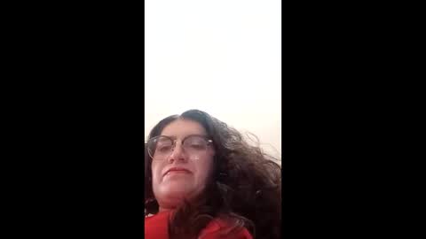 Snapshot of luana363 chatting on 06-01-26, 06:20 luana363 online show from 06-01-26, 06:20