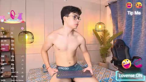 lUAN online show from 03-12-26, 11:49