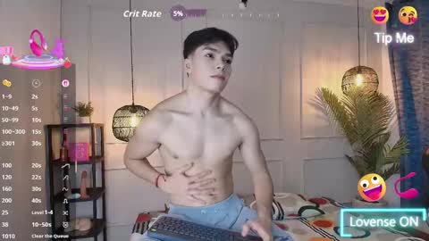 Snapshot of luandy_ chatting on 04-30-26, 11:49 lUAN online show from 04-30-26, 11:49