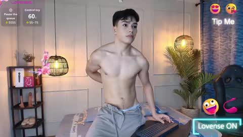Snapshot of luandy_ chatting on 05-30-26, 08:06 lUAN online show from 05-30-26, 08:06