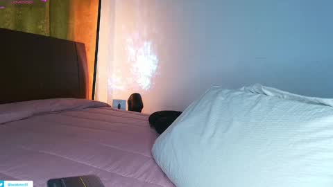 Snapshot of lucaa_ferrer chatting on 06-07-26, 01:10 Luca Ferrer online show from 06-07-26, 01:10
