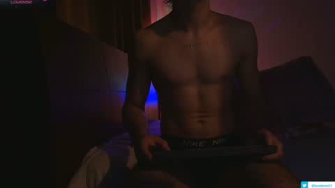 Snapshot of lucaa_ferrer chatting on 07-08-26, 02:05 Luca Ferrer online show from 07-08-26, 02:05