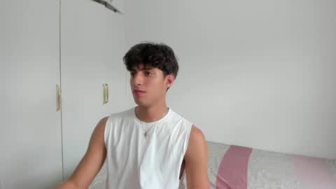 lucacosta19 online show from 05-28-26, 05:54