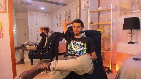 Lucas online show from 07-31-26, 02:22