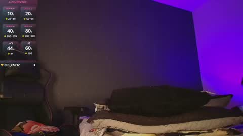   online show from 06-17-26, 04:30