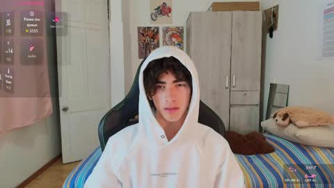 lucas_xo online show from 04-06-26, 03:26