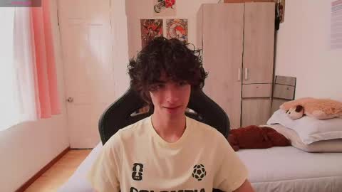 lucas_xo online show from 05-24-26, 06:46