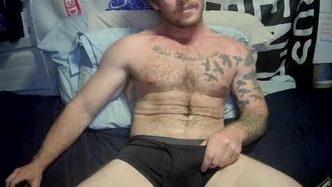 Snapshot of lucascumsalot chatting on 06-24-26, 02:43 Lucas online show from 06-24-26, 02:43