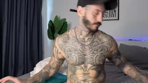lucasexclusive online show from 05-04-26, 05:36