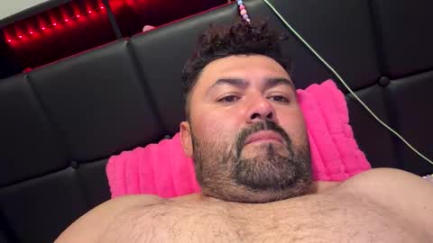 Snapshot of lucasmagana85 chatting on 03-25-26, 05:13 lucasmagana85 online show from 03-25-26, 05:13