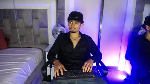 lucasthomson_ online show from 06-23-26, 04:10