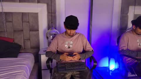 lucasthomson_ online show from 06-24-26, 03:49
