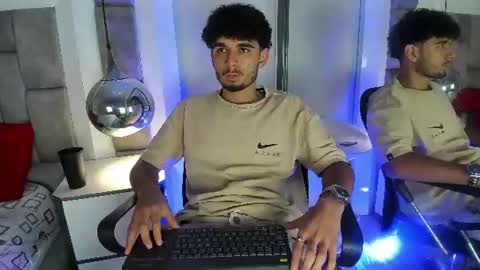 lucasthomson_ online show from 07-07-26, 04:04