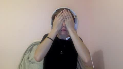 Luci Layne online show from 07-30-26, 04:11