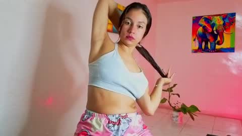 Luciana Ramirez  Sofia Collins online show from 04-16-26, 10:05