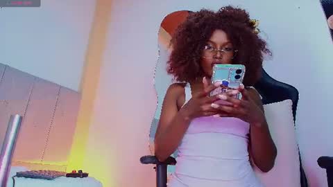 lucia01m online show from 06-15-26, 06:54