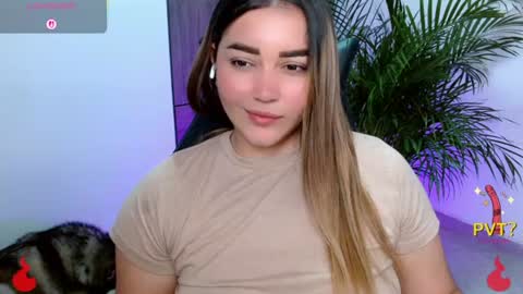 Snapshot of lucia_star_ chatting on 06-28-26, 01:11 lucia star online show from 06-28-26, 01:11