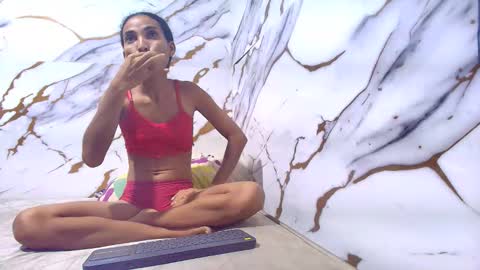 Luciana online show from 05-15-26, 02:07