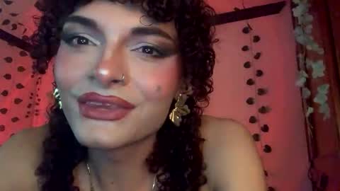 Lucy or Lucian 3 Come to my social Links3   online show from 03-09-26, 06:28