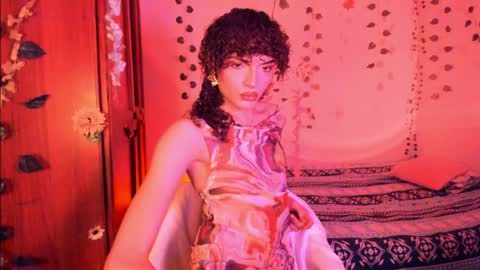 Lucy or Lucian 3 Come to my social Links3   online show from 04-04-26, 04:04